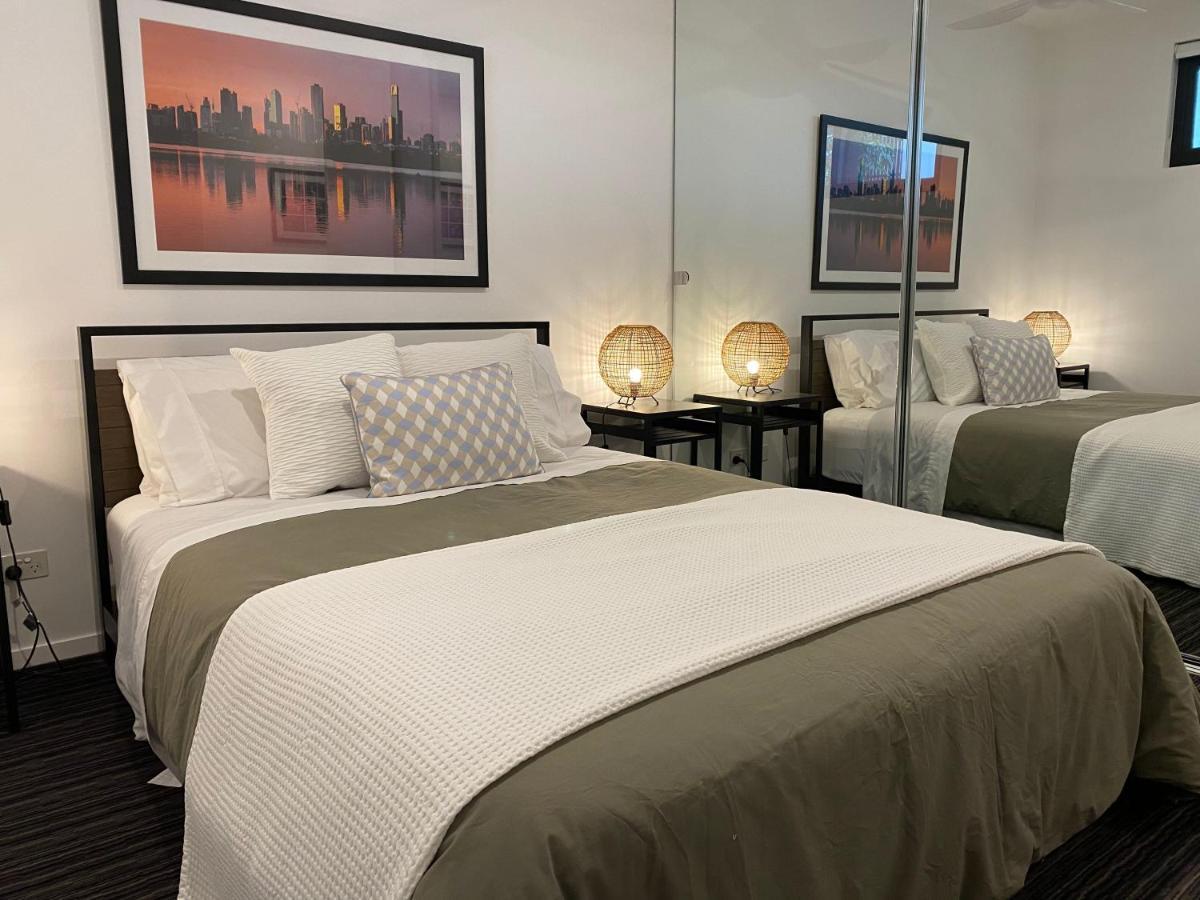 Modern Quiet 1 & 2 Bed Apt Opposite Albert Park Μελβούρνη Εξωτερικό φωτογραφία